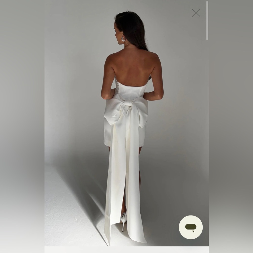 Meredith Strapless Bow Mini Dress